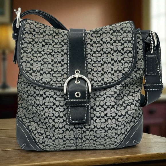 💰PRICE DROP💰 Coach Signature Soho Buckle Flap Shoulder Bag Crossbody F3K-6376 - Picture 1 of 14